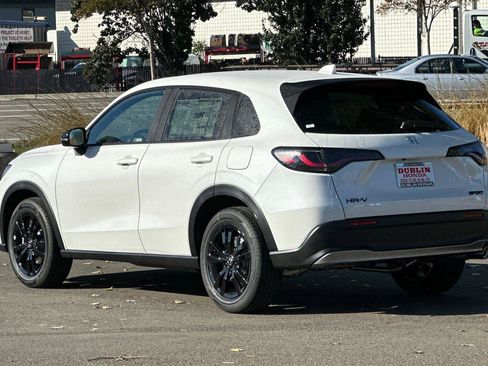 New 2026 Honda HR-V Sport image 6