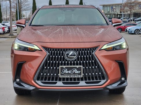 Certified 2025 Lexus NX 250 FWD w/ Premium Package image 8
