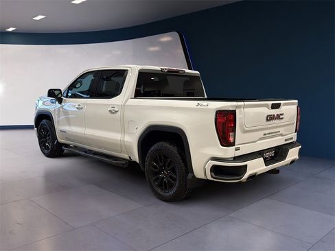 Used 2022 GMC Sierra 1500 Elevation image 5