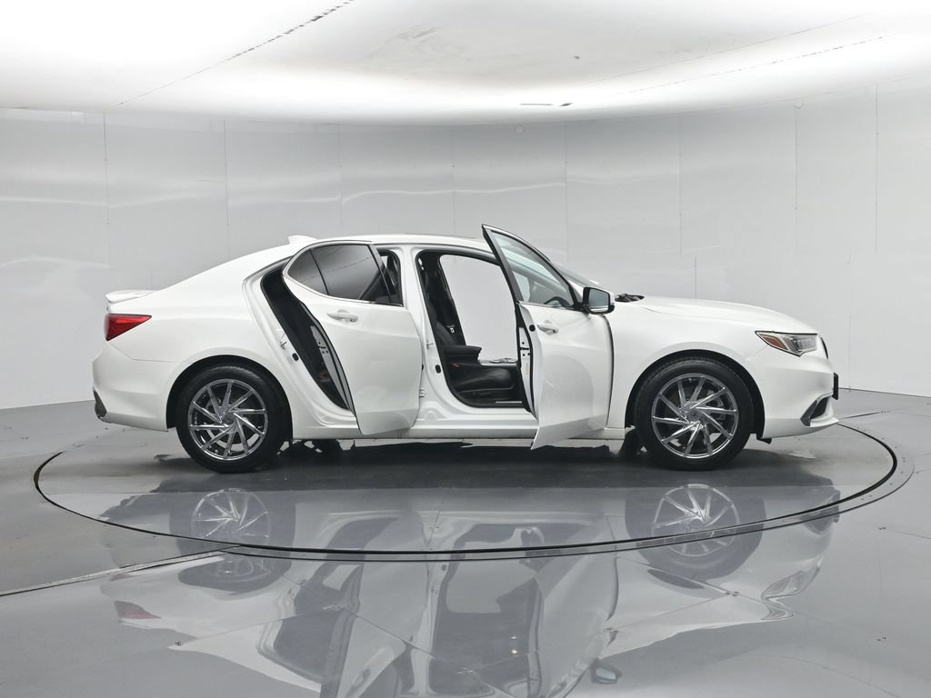 Used 2018 Acura TLX V6 FWD image 3