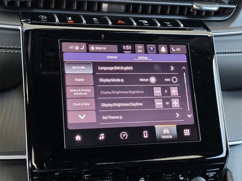 New 2025 Jeep Grand Cherokee Altitude image 19