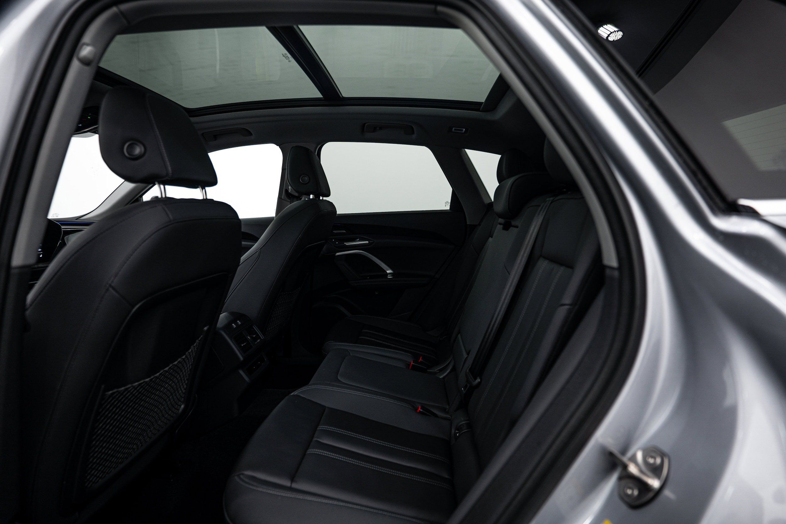 Used 2025 Audi Q5 Premium Plus w/ Premium Plus AWD/4WD image 18