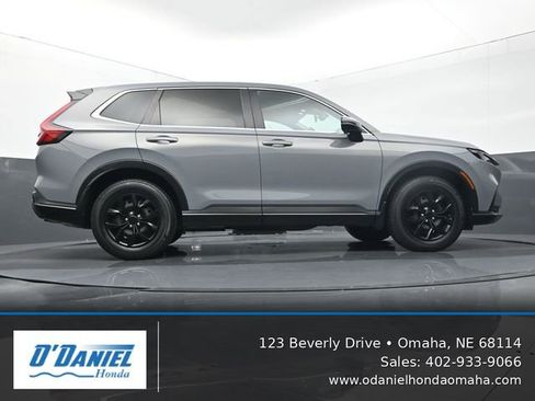 Used 2025 Honda CR-V LX image 13
