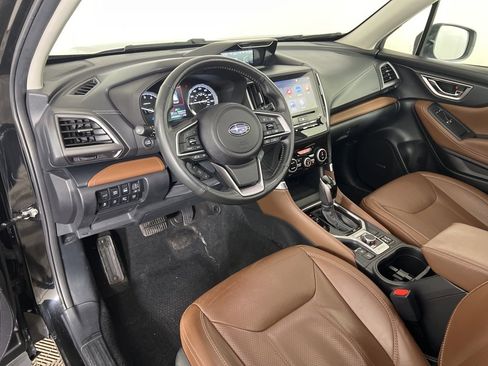 Used 2021 Subaru Forester Touring image 2