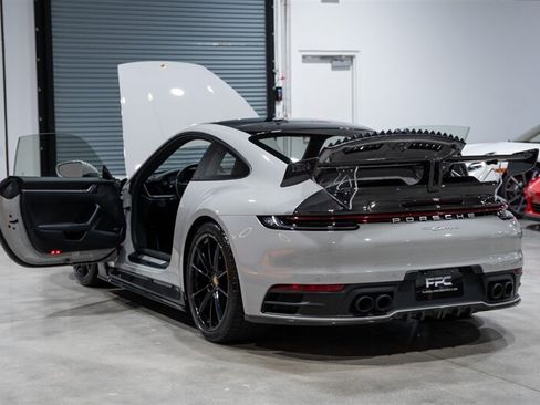Used 2021 Porsche 911 Carrera RWD image 34