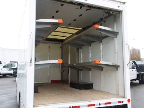 Used 2023 Chevrolet Express 3500 w/ Power Convenience Package image 8