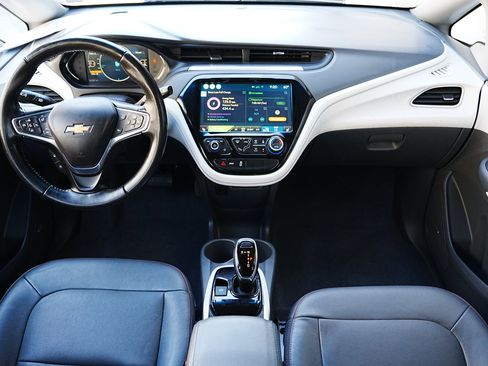 Used 2019 Chevrolet Bolt Premier w/ Infotainment Package image 16