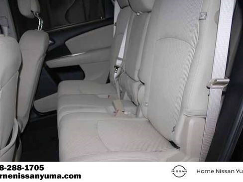 Used 2014 Dodge Journey American Value Package w/ Flexible Seating Group image 5
