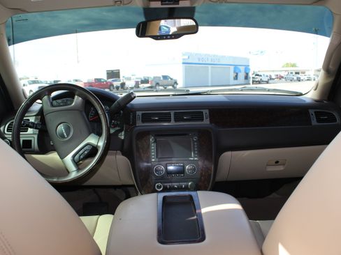 Used 2014 GMC Yukon Denali AWD/4WD image 15