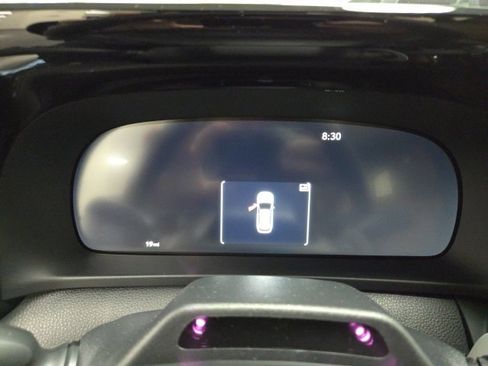 New 2025 Toyota Crown Signia image 23