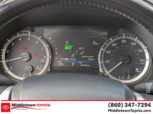 Certified 2024 Toyota Highlander XLE image 21