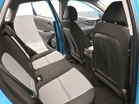 Certified 2022 Hyundai Kona SE image 26