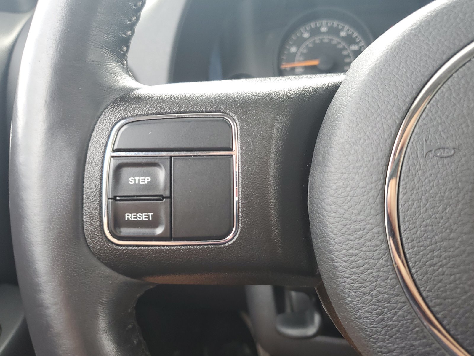 Used 2017 Jeep Patriot Latitude AWD/4WD image 21