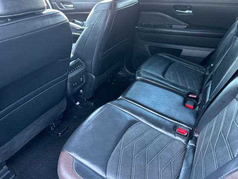 Certified 2024 Nissan Pathfinder Platinum w/ Cargo Package AWD/4WD image 12