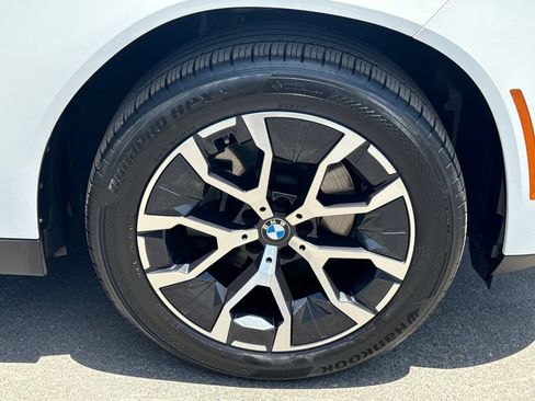 Used 2025 BMW X3 xDrive30i AWD/4WD image 7