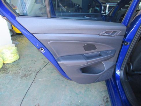 Used 2022 Volkswagen Golf R AWD/4WD image 39