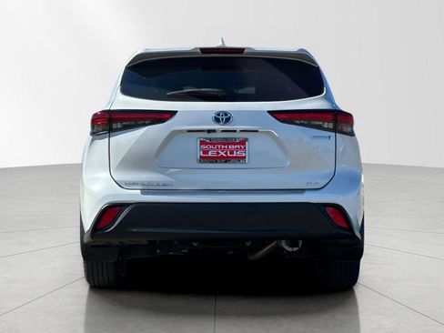 Used 2023 Toyota Highlander XLE w/ Protection Package #3 (TMS) image 5