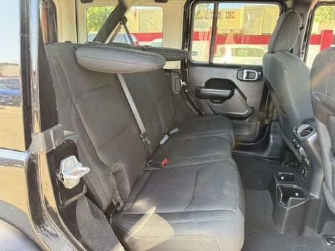 Used 2022 Jeep Wrangler Unlimited Sport w/ Sun And Sound Package AWD/4WD image 30