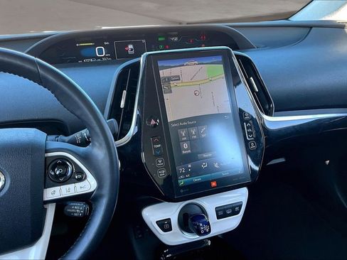 Used 2019 Toyota Prius Prime Advanced FWD image 9