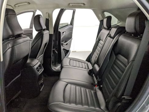 Certified 2023 Ford Edge SEL w/ Convenience Package AWD/4WD image 16