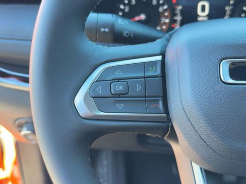 New 2026 Jeep Compass Latitude image 15