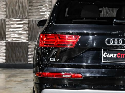 Used 2019 Audi Q7 3.0T Premium Plus w/ Premium Plus Package image 52