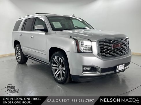 Used 2018 GMC Yukon Denali w/ Denali Ultimate Package image 4