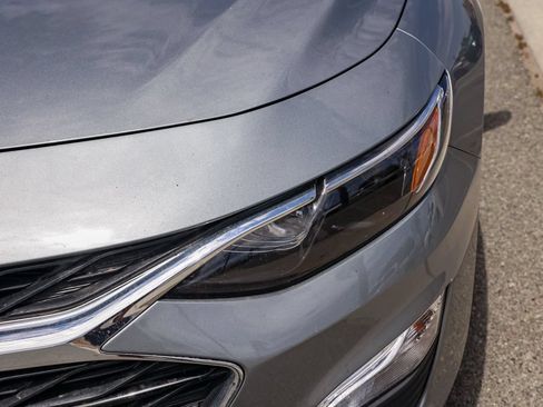 Used 2025 Chevrolet Malibu RS FWD image 10