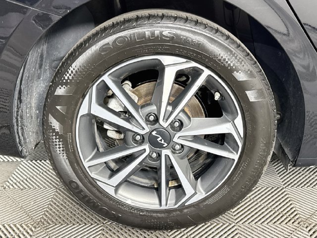 Used 2024 Kia Forte LXS FWD image 29