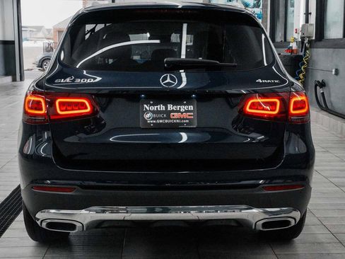 Used 2022 Mercedes-Benz GLC 300 4MATIC image 7
