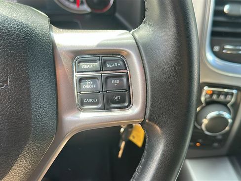 Used 2023 RAM 1500 Warlock AWD/4WD image 18