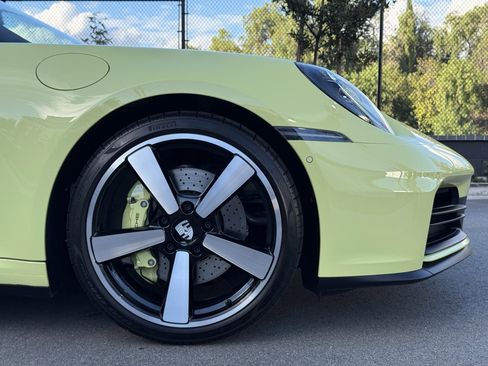 Certified 2025 Porsche 911 Carrera image 12