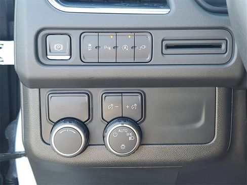 Used 2021 Chevrolet Tahoe LT image 20