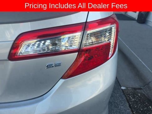 Used 2014 Toyota Camry SE FWD image 3