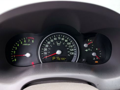 Used 2012 Kia Sedona EX w/ Luxury Pkg image 25