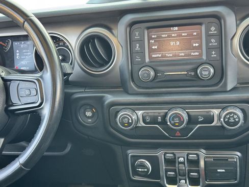 Used 2020 Jeep Wrangler Unlimited Sport S AWD/4WD image 18