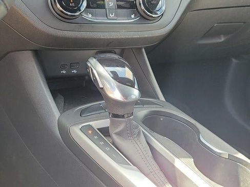 Used 2024 Buick Envista Preferred w/ Convenience I Package FWD image 9