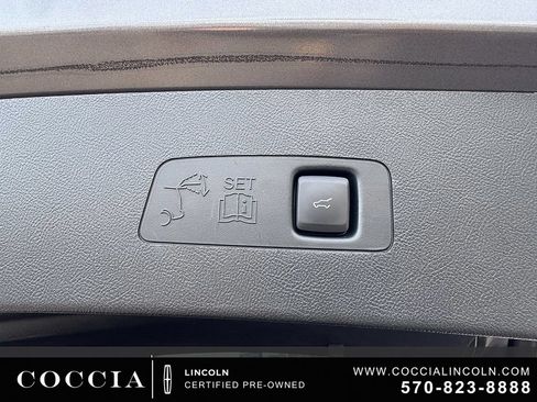 Certified 2022 Lincoln Corsair AWD w/ Equipment Group 101A image 37