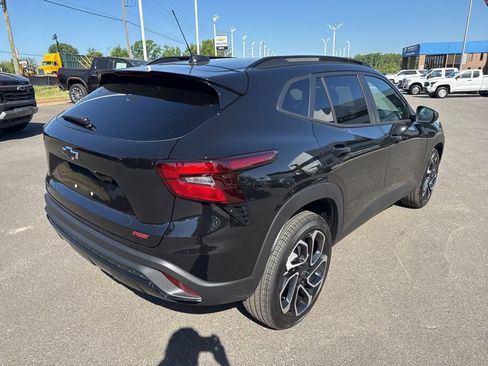 New 2026 Chevrolet Trax RS FWD image 5