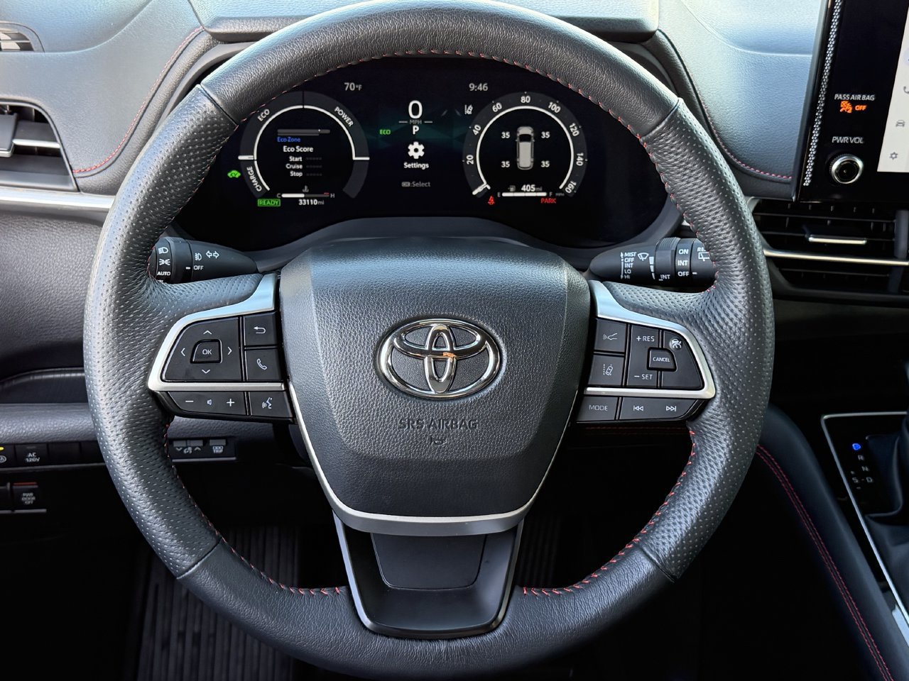 Used 2025 Toyota Sienna XSE w/ XSE Premium Package AWD/4WD image 12