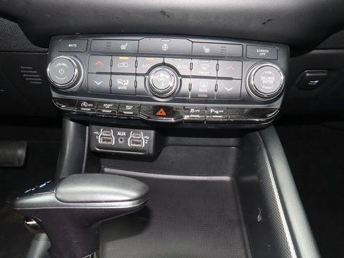 Used 2025 Dodge Durango GT AWD/4WD image 20
