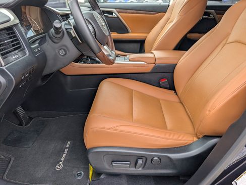 Used 2022 Lexus RX 350L FWD w/ Premium Package image 9