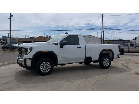 New 2026 GMC Sierra 2500 Pro w/ Convenience Package RWD image 7