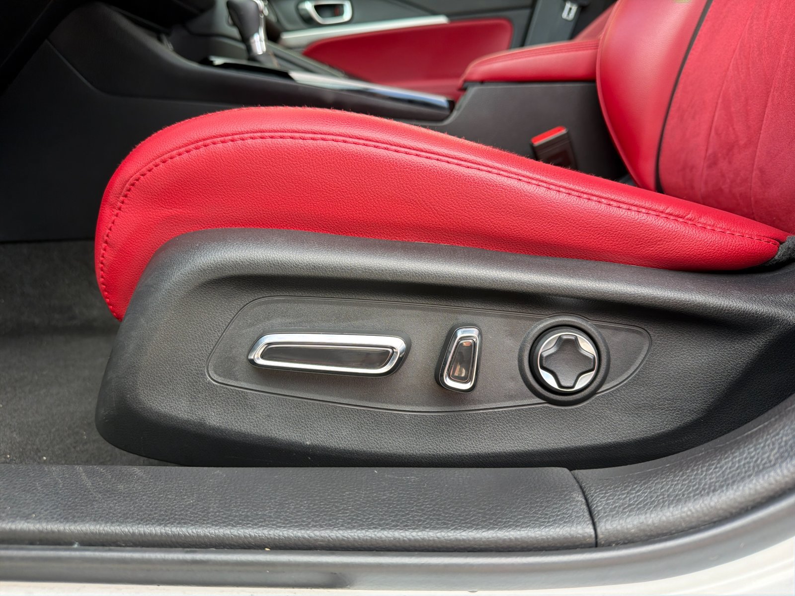 Used 2025 Acura Integra A-Spec w/ Technology Package FWD image 13