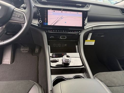 New 2026 Jeep Grand Cherokee Altitude image 15