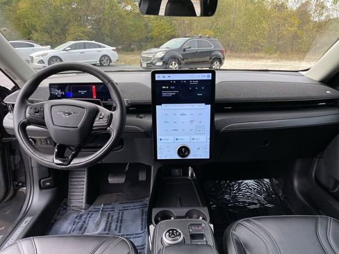 Certified 2023 Ford Mustang Mach-E Premium image 6