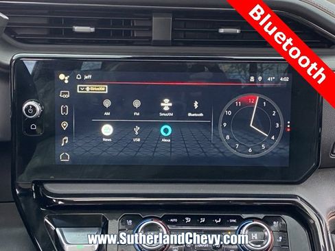 Used 2024 GMC Sierra 2500 AT4 w/ Technology Package image 39