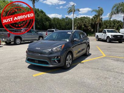 Used 2022 Kia Niro EX w/ Cold Weather Package