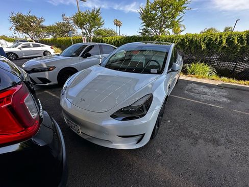 Used 2022 Tesla Model 3 Long Range AWD/4WD image 2