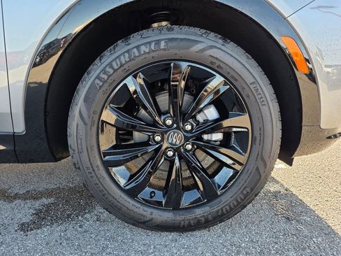 New 2026 Buick Envista Sport Touring w/ Convenience I Package FWD image 30